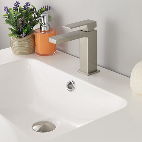 NEW MADISON Single Hole Bathroom Faucet