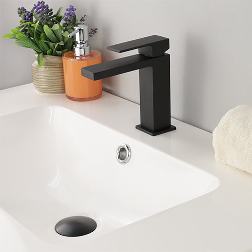 NEW MADISON Single Hole Bathroom Faucet